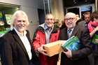 Erich Pröll, Fritz Schwarz und Fritz Gusenleitner, Ausstellungseroeffnung UnterWasserWelt, November 2014; Foto Roebl