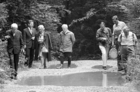 Exkursion zur Wärmeinsel in Purgstall, Schauboden; v.l.n.r.: Merkurj S. Ghilarov, Carolus Holzschuh, Hermine und Franz Berger, Willi Sauter, Hans Malicky, Mircea-Alexandru Ienistea