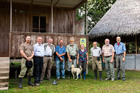 Personen von links:
Michael Hornburg, Erich Diller, Professor Ernst-Gerhard Burmeister, Stefan Friedrich, Franz Wachtel, Dr. Juliane Diller, Kurt Arnold, Manfred Siering und Konrad Wothe in Panguana/Peru 2013
