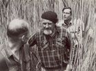 1950er-Jahre (rechts hinten) mit Konrad Lorenz (Mitte) am Neusiedlersee