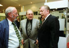 Kurt Kolar im September 1997 mit Ernst Nedwed (links) und Michael Häupl (rechts). Foto Archiv Evelyn Kolar