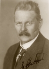 Appel, Otto Friedrich Carl Louise (1867–1952)
– Head of the Biologische Reichsanstalt für
Land- und Forstwirtschaft, Berlin-Dahlem. (aus Šimůnek, Ruckenbauer & Hoßfeld (2014): Folia Mendeliana 50/2)