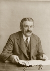 Greisenegger, Ignaz Karl (1874–1932) –
Dozent of the Agricultural Plant Production at
Hochschule für Bodenkultur, Vienna; Head of
the Bundesanstalt für Pflanzenbau und
Samenkontrolle, Vienna. (aus Šimůnek, Ruckenbauer & Hoßfeld (2014): Folia Mendeliana 50/2)