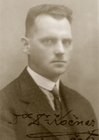 Kočnar, Karel (1889–1960) – Dozent of Plant
Breeding at the University of Agriculture, Brno,
Moravia. (aus Šimůnek, Ruckenbauer & Hoßfeld (2014): Folia Mendeliana 50/2)