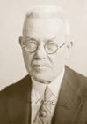 Růžička, Vladislav (1870–1934) – Professor
of General Biology at the Czech Charles-
Ferdinand University, Prague, Bohemia. (aus Šimůnek, Ruckenbauer & Hoßfeld (2014): Folia Mendeliana 50/2)