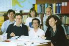 vorne von links nach rechts: David Cartwright, Tim New, Alice Wells; hinten von links nach rechts: John Dean, Cathy Yule, Artur Neboiss; Fotoarchiv: Hans Malicky