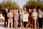 von links nach rechts: 25 Jahre EAG Steyr;
Willi Göstl, Friedrich Fuchs, Hannes Fürlinger, Herbert Binderberger, Josef Wimmer, Leopold Wesely, August Pürstinger, Heinz Mitter, Frau Müllner, Gerfried Deschka, Gattin von Walter Hainböck, Walter Hainböck, halbverdeckt Franz Hofmann, Karl Müllner, rechts außen Unbekannt