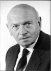 Dr. Helmut Steuer