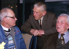 Willibald Göstl, Josef Schmidt und Hans Hörleinsberger bei Josef Schmidt, Feier zum 85. Geburtstag im Gasthof Lokomotive am 17.3.1989; Foto: Archiv Franz Lichtenberger